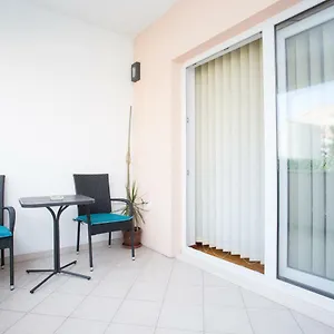  Apartment Baksi Croatia